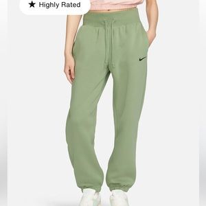 Nike oversized fit high rise joggers size small green